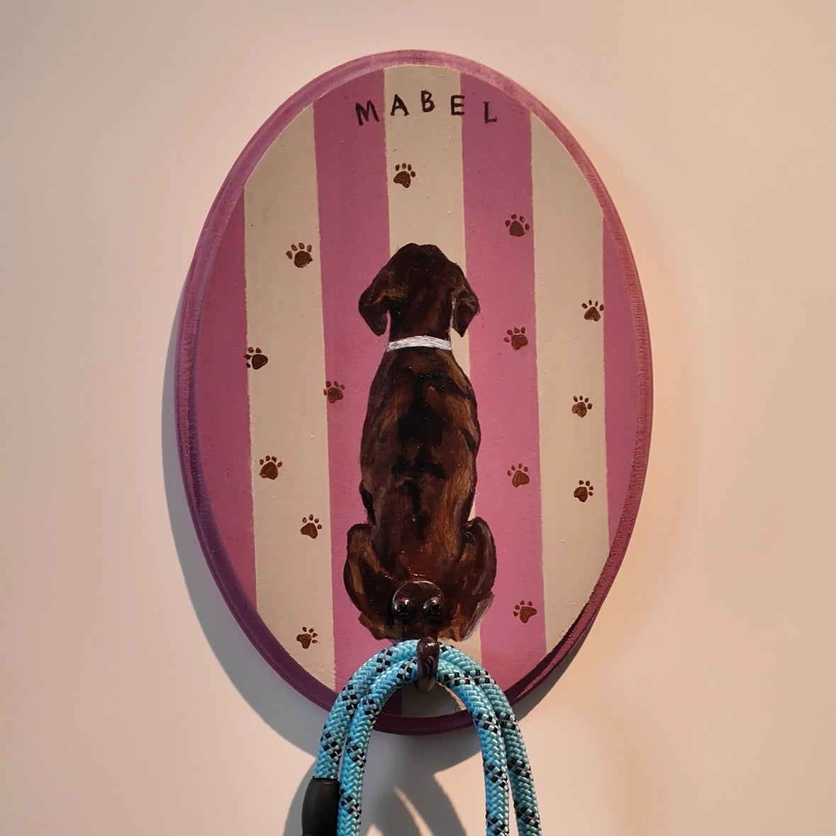 50% OFF🔥Custom Hand-Painted Pet Portrait Leash Hanger