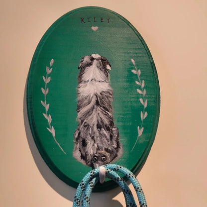 50% OFF🔥Custom Hand-Painted Pet Portrait Leash Hanger